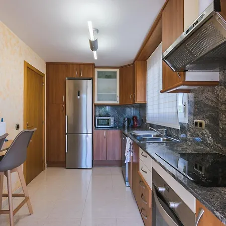 Casa Neus Bara * Roda de Bará