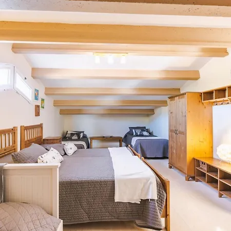 Casa Neus Bara * Roda de Bará
