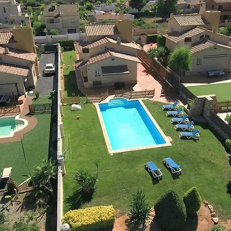 Сasa de vacaciones Casa Neus Bara *